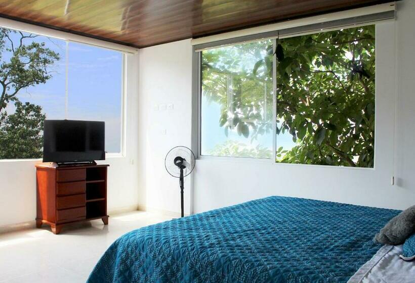 キングサイズベッドのスイートルーム, Finca Hotel Villa Gladys En Mesitas Del Colegio