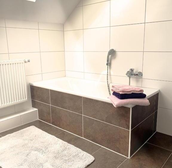 Апартаменты 2 Спальни, Kastanienhof