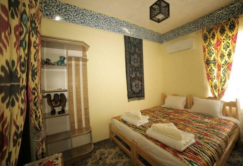 シティビューのデラックスルーム, Musobek Guest House