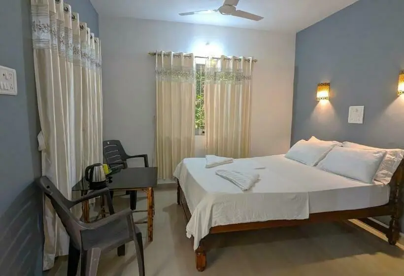 シングルデラックスルーム, Santana Guest House