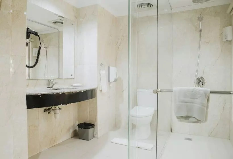 スイート, Comforta Hotel Dumai