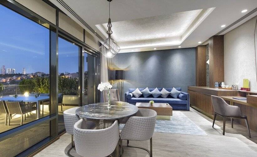 Suite Łóżko King Size, Doubletree By Hilton Hotel Istanbul   Piyalepasa