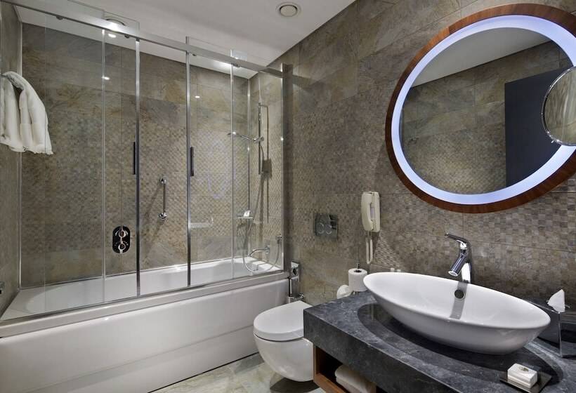 Suite Łóżko King Size, Doubletree By Hilton Hotel Istanbul   Piyalepasa