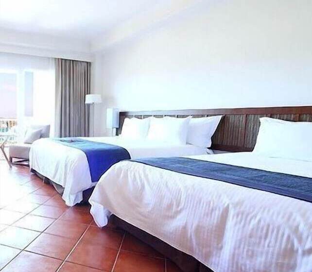 اتاق لوکس چهار تخته, Fullon Resort Kending