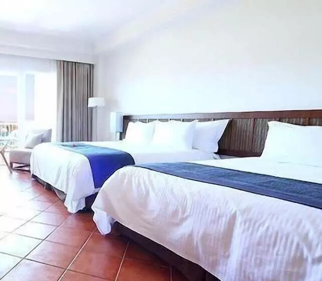 اتاق لوکس چهار تخته, Fullon Resort Kending