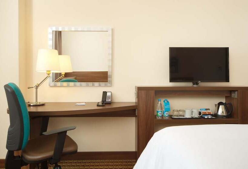 חדר סטנדרט, Hampton By Hilton Saint Petersburg Expoforum