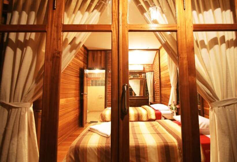 וילה סופריור 3 חדרים, Jambuluwuk Convention Hall & Resort Puncak