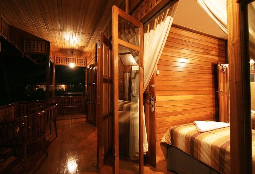 וילה סופריור 3 חדרים, Jambuluwuk Convention Hall & Resort Puncak