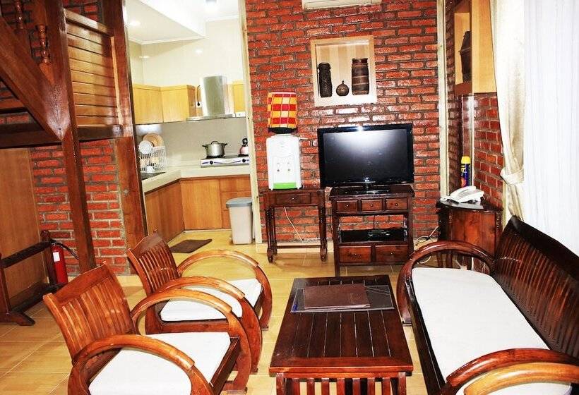 וילה סופריור 3 חדרים, Jambuluwuk Convention Hall & Resort Puncak