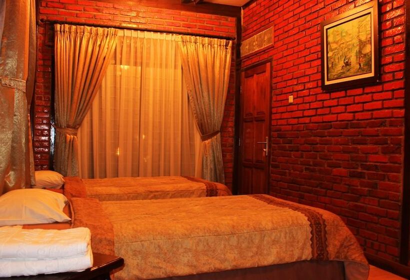 וילה דלוקס 3 חדרים, Jambuluwuk Convention Hall & Resort Puncak