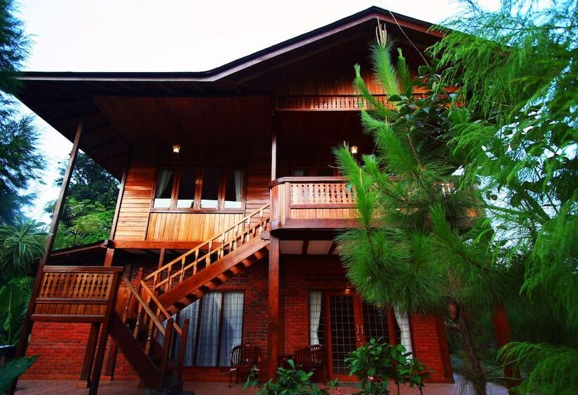 וילה עם 4 חדרי שינה, Jambuluwuk Convention Hall & Resort Puncak