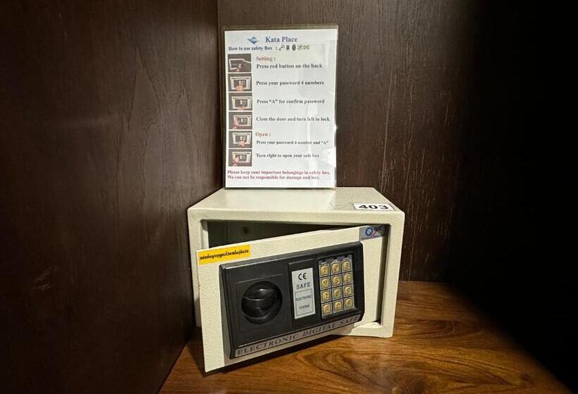 غرفة ديلوكس مزودة بشرفة, Kata Place