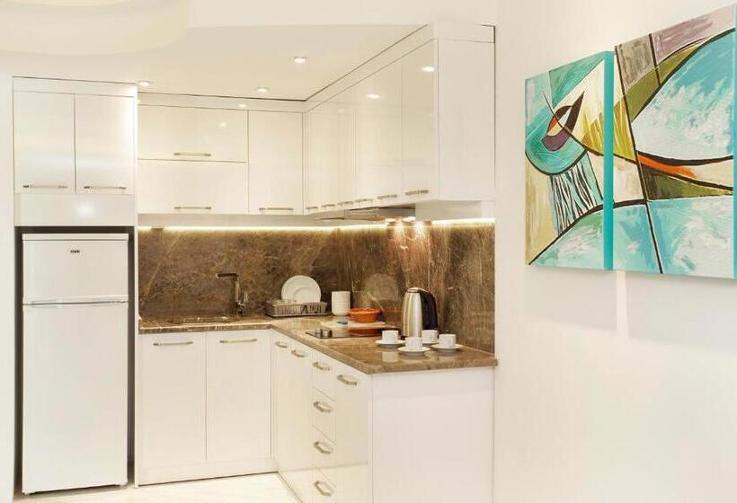 1 Sovrums Lägenhet, Kleopatra Suit