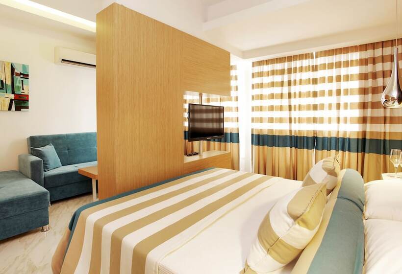 Standard Studio, Kleopatra Suit