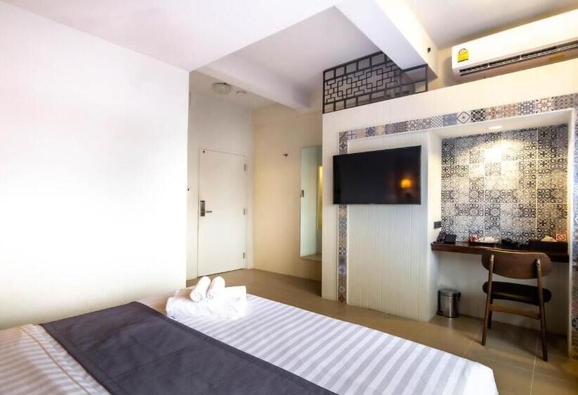 수피리어 룸, Montree Phuket Hotel, Sha Extra Plus