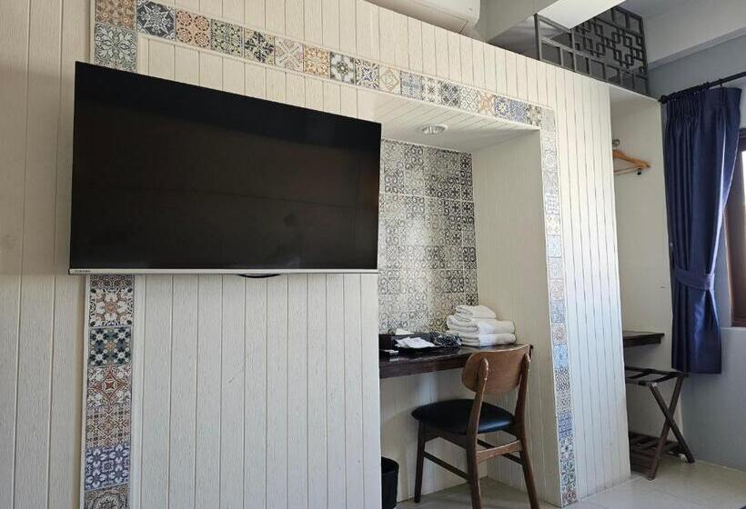 수피리어 룸, Montree Phuket Hotel, Sha Extra Plus