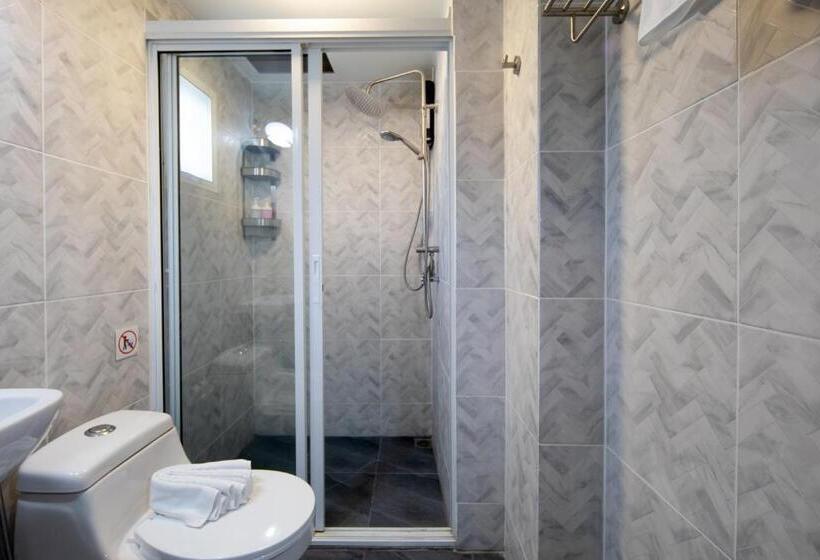 디럭스 룸, Montree Phuket Hotel, Sha Extra Plus