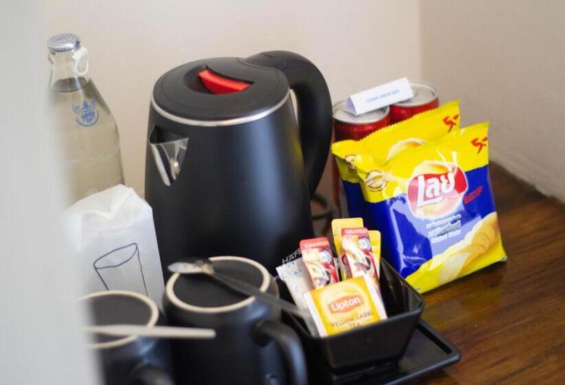 디럭스 룸, Montree Phuket Hotel, Sha Extra Plus