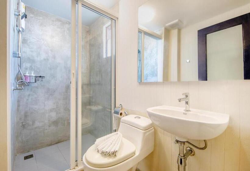 이코노미 룸, Montree Phuket Hotel, Sha Extra Plus