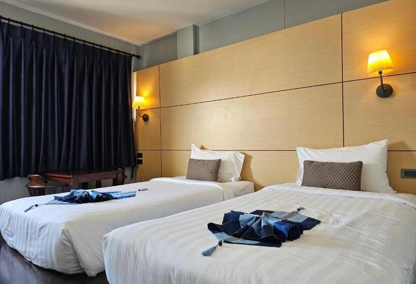 수피리어 룸, Montree Phuket Hotel, Sha Extra Plus