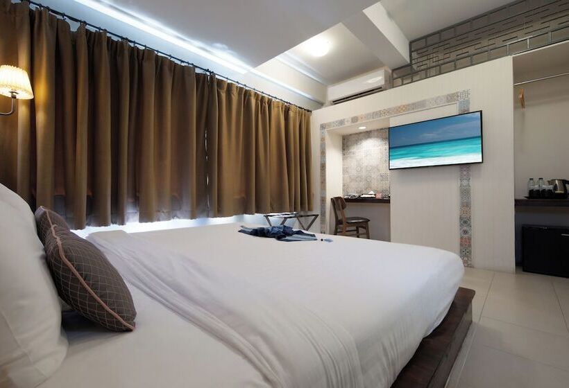 수피리어 룸, Montree Phuket Hotel, Sha Extra Plus