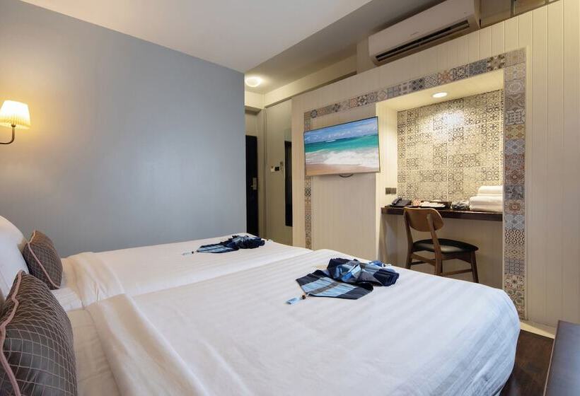 수피리어 룸, Montree Phuket Hotel, Sha Extra Plus