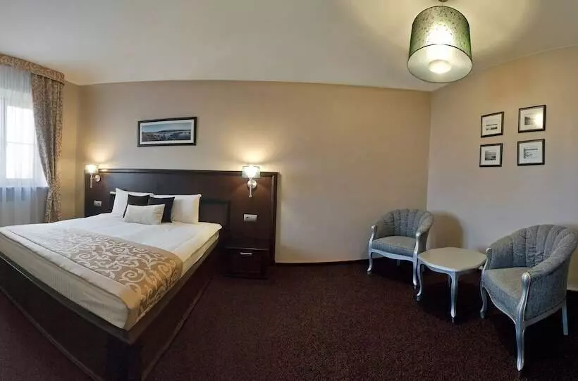 سوییت, Robinson Club Resort & Spa