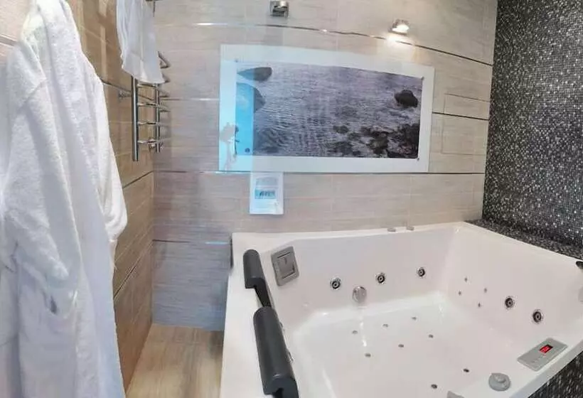 سوئیت پرزیدنت, Robinson Club Resort & Spa