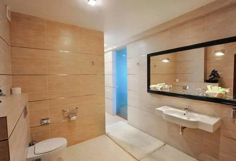 سوئیت پرزیدنت, Robinson Club Resort & Spa