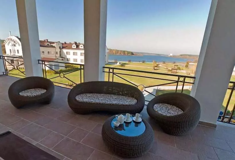 سوئیت پرزیدنت, Robinson Club Resort & Spa