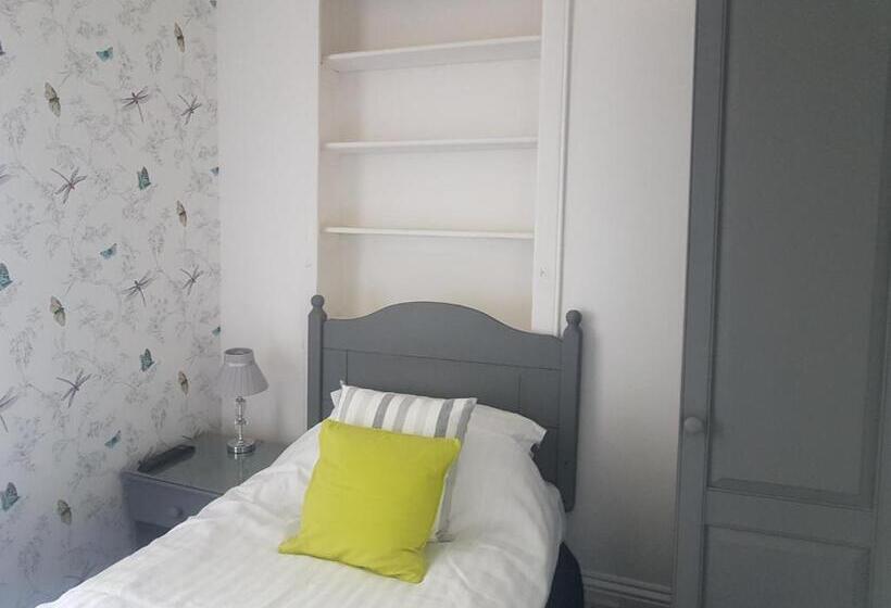 スタンダードシングルルーム, The Bahamas