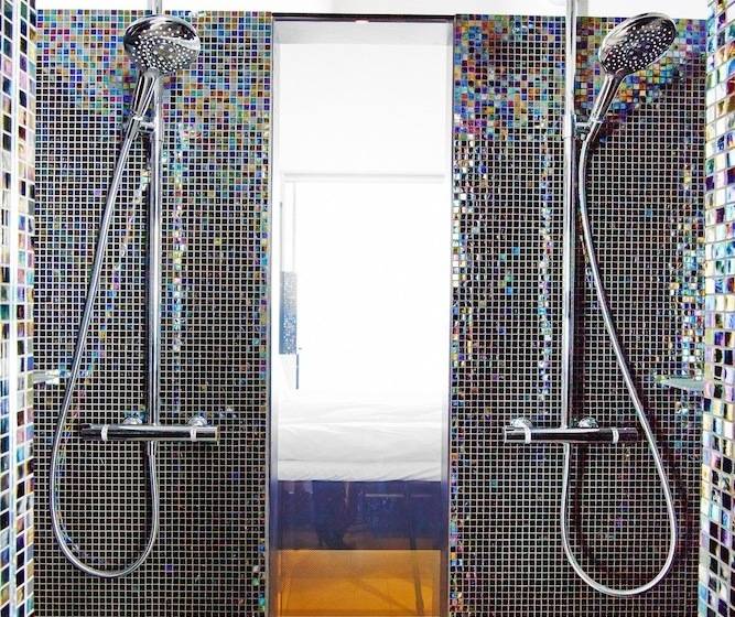 غرفة ديلوكس مطلة على البحيرة, Vox