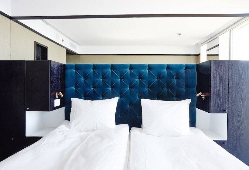 חדר דלוקס נוף לאגם, Vox