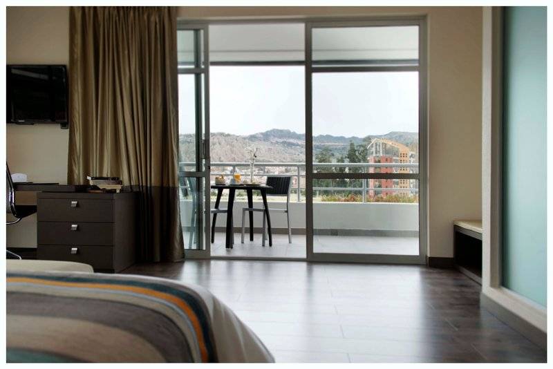 חדר סטנדרט, Wisata