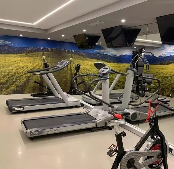 コンフォートルーム, Sporthotel Rosatti