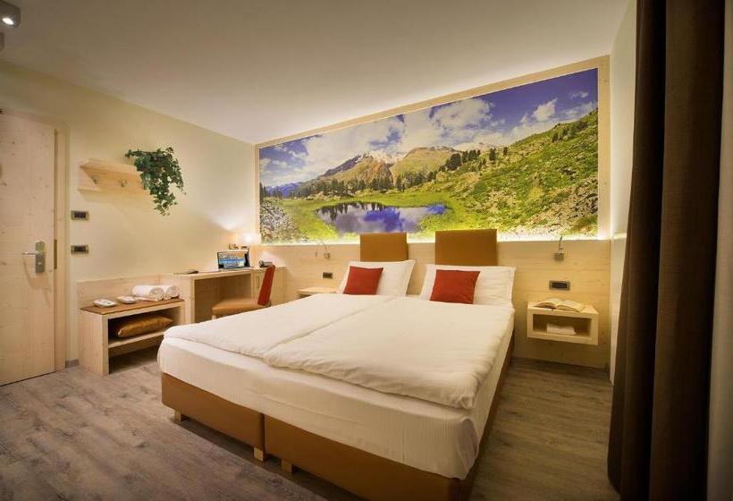 جناح جونيور, Sporthotel Rosatti