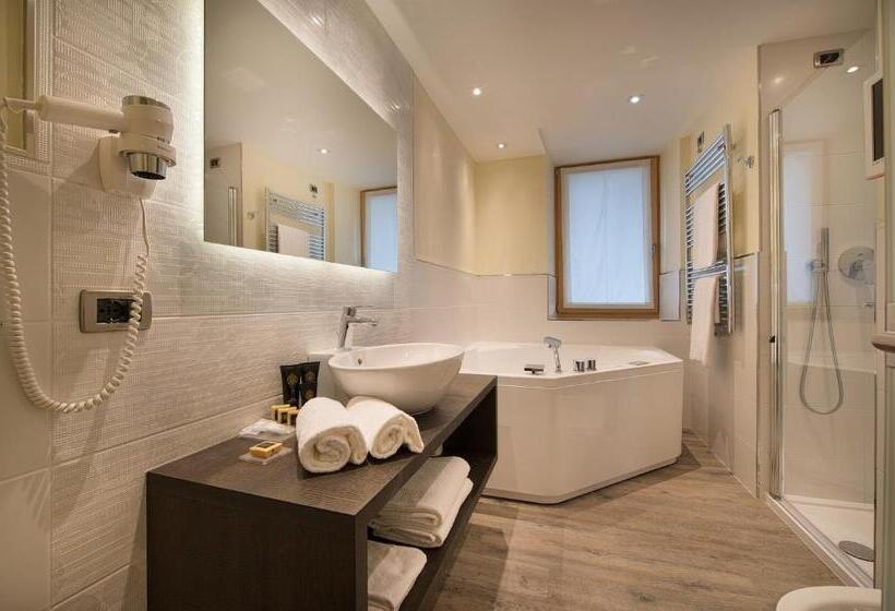 جناح, Sporthotel Rosatti