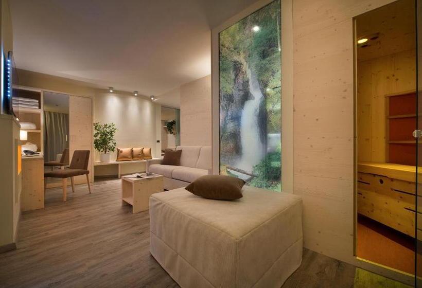 جناح, Sporthotel Rosatti