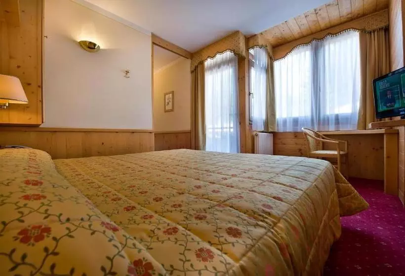 スタンダード４人部屋, Sporthotel Rosatti