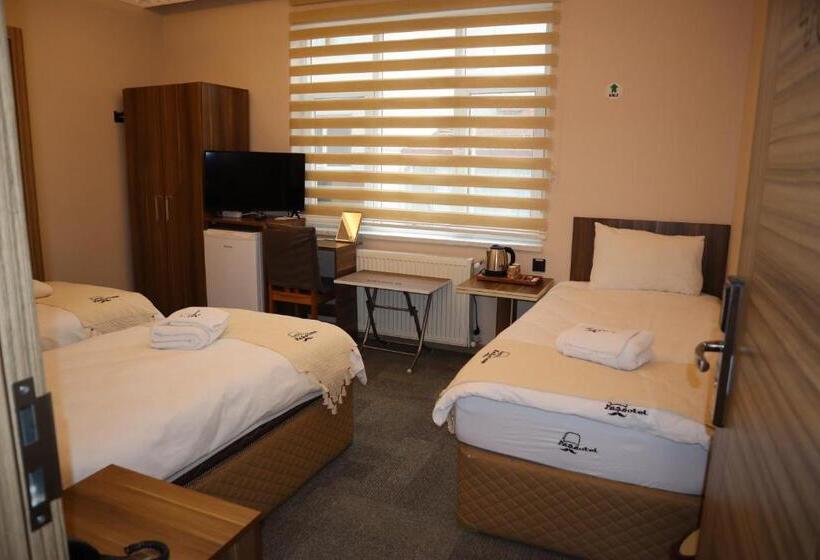 Standard Kolmen Hengen Huone, Osmanlı Paşa Otel  Konaklama