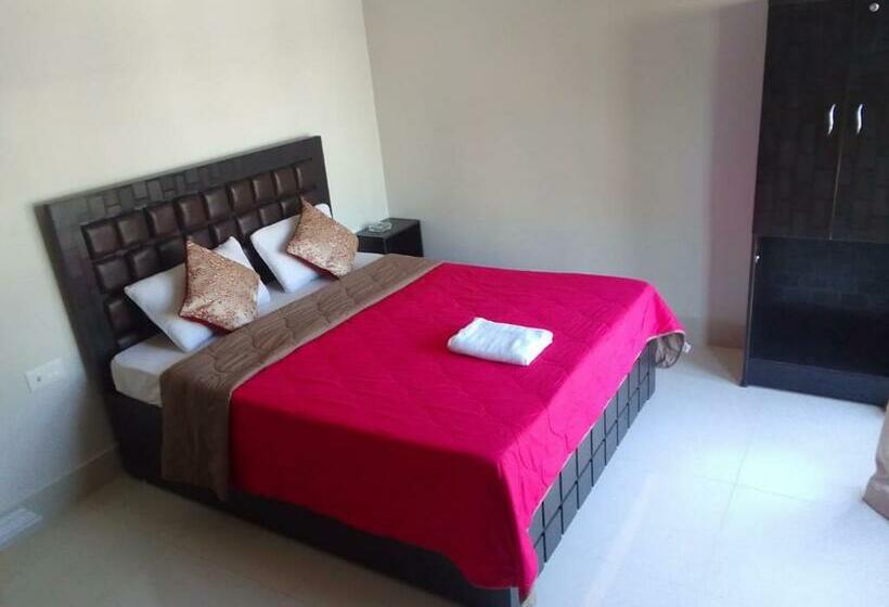 Habitació Triple Estàndard, Bloom Villa