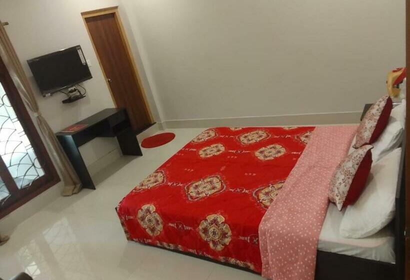 Habitació Triple Estàndard, Bloom Villa