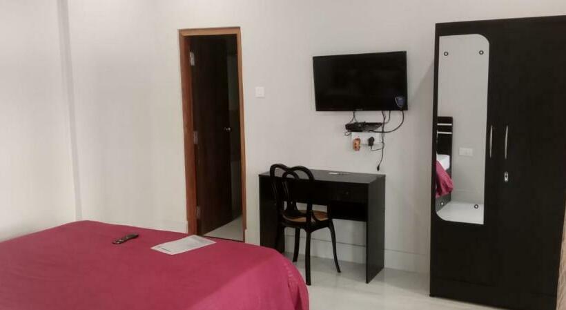 Habitació Triple Estàndard, Bloom Villa