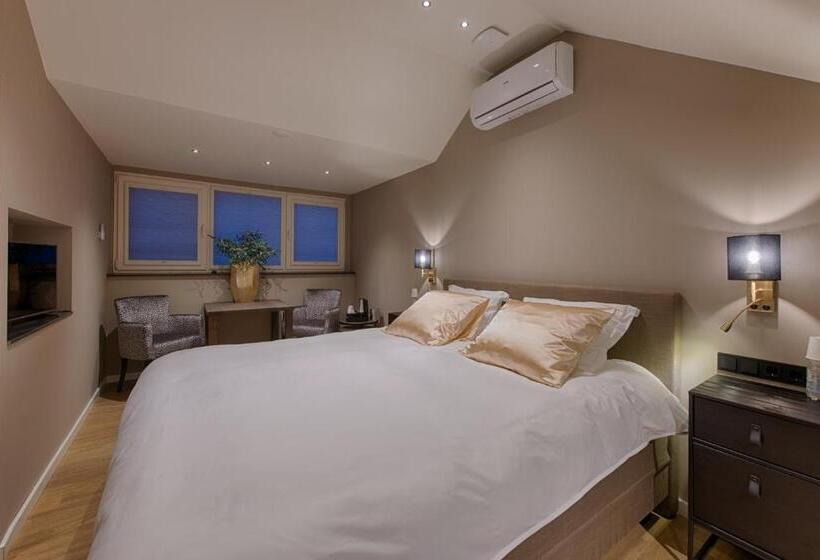 חדר סטנדרט עם מיטת קינג, B&b De Maaskei