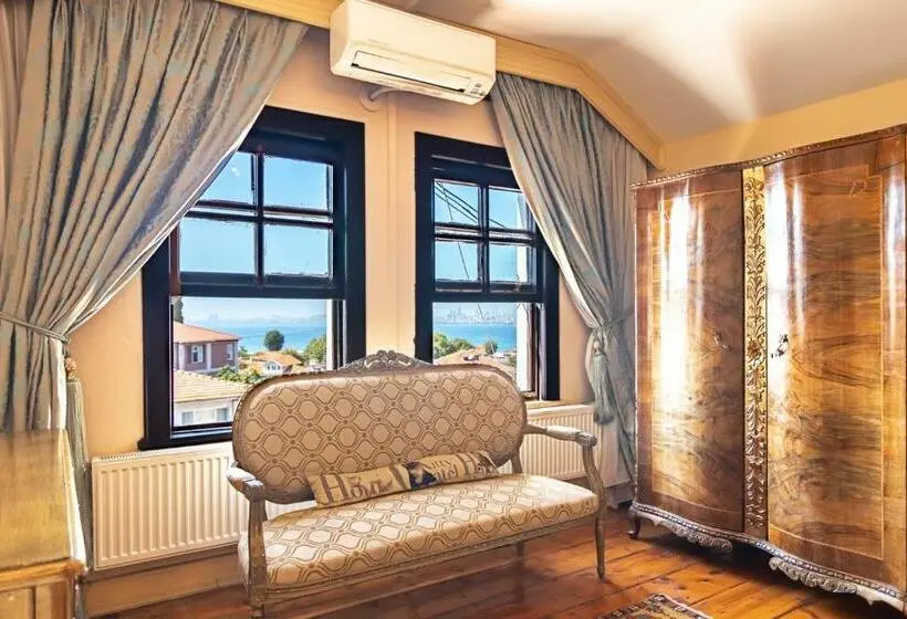 キングサイズベッドのスイートルーム, Büyükada Anastasia Meziki History Mansion