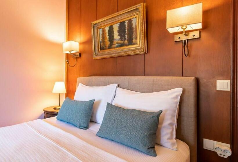 Family Suite, Büyükada Anastasia Meziki History Mansion