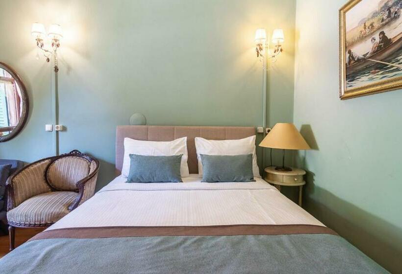 Номер Стандарт, Büyükada Anastasia Meziki History Mansion