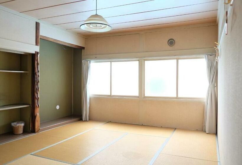 ファミリールーム, ゲストハウス＆カフェバー　エストアール