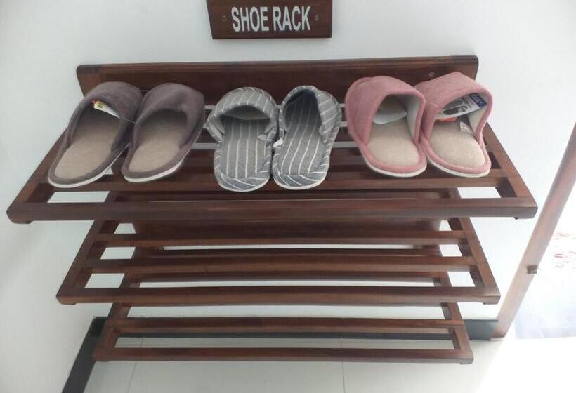 Appartamento 1 Camera da Letto Piano Terra, White Queen Residence