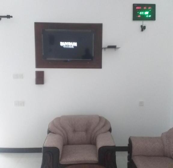 Appartamento 1 Camera da Letto Piano Terra, White Queen Residence